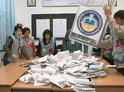 В парламент Киргизии прошло больше оппозиционных партий [11.10.2010 19:07]