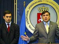 Саакашвили помирился с Окруашвили [12.08.2008 17:42]