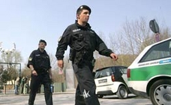 Вооруженый мужчина отпустил заложников из роддома в германском Эшвайлере [12.03.2006 20:00]