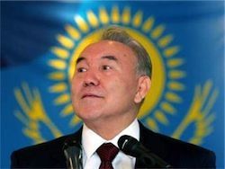 Вопрос о преемнике Назарбаева закрыт до 2017 года [13.11.2010 19:25]