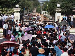 В Мьянме освободили более 650 политзаключенных [13.01.2012 13:46]