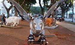 Биржа Тель-Авива в честь своего 70-летия украсила город быками [13.12.2005 12:03]