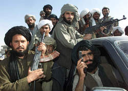 Афганские талибы сожгли 12 бензовозов НАТО [14.11.2010 16:47]
