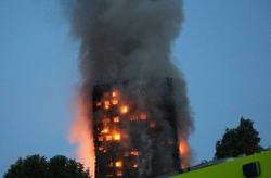 В Лондоне сгорела ` Башня Гренфелла ` [14.06.2017 14:32]