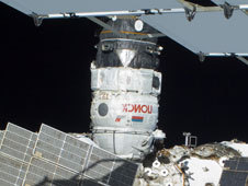 Пилотируемый космический корабль Союз МС-06 успешно произвел стыковку с МКС. [14.09.2017 10:08]