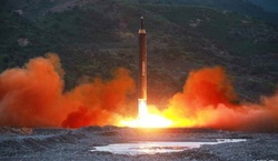 Северная Корея запустила неизвестную ракету [15.05.2017 09:48]