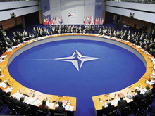 НАТО собирает внеочередное заседание по России [16.08.2008 15:59]