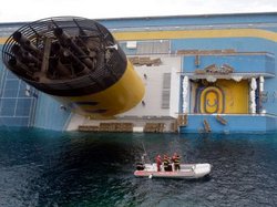 В Италии затонул круизный лайнер Costa Concordia [16.01.2012 09:11]