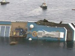 С тонущего лайнера вывезли 108 граждан России (видео) [16.01.2012 09:46]