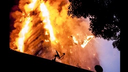 Власти Британии проверят дома, аналогичные сгоревшему в Лондоне [16.06.2017 10:35]