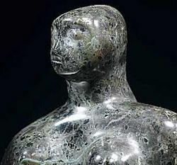 В Англии похищена трехметровая скульптура Генри Мура [17.12.2005 20:42]