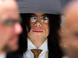 Майклу Джексону грозит обвинение в жестоком заявлении с дикими животными [17.01.2006 16:22]