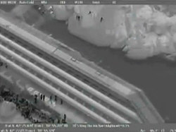 Перевозке в безопасное место пассажиров с тонущего лайнера Costa Concordia (видео) [18.01.2012 14:07]