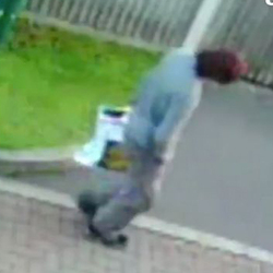 Показано видео как террорист покидает собственный дом перед терактом в Лондоне [18.09.2017 10:49]