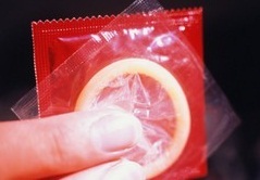 Презервативы сделали обязательным атрибутом порно [19.01.2012 15:07]