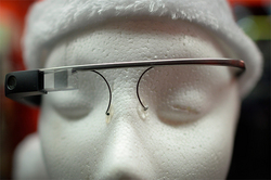 Google Glass трудится над 3-мя новыми приспособлениями [19.11.2015 11:19]