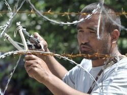 Узбекистан закрыл границу с Таджикистаном [02.11.2010 17:14]