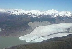 В Чили мужчина украл 5 тонн ледника для коктейлей [02.02.2012 14:24]
