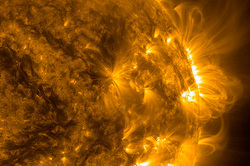 NASA показало уникальный взрыв на Солнце [20.07.2015 10:34]