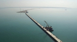 Установлена первая морская опора моста через Керченский пролив [21.09.2016 15:32]