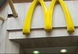 Менеджер McDonald`s хватал практиканток за грудь [23.03.2007 18:47]