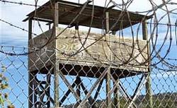 Тюрьму в Гуантанамо имеют возможность закрыть в случае отставки генпрокурора США [23.03.2007 19:54]