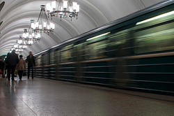 Машинист метро в столице России уснул и проехал станцию [25.12.2015 16:23]