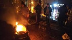 Во Львове участники митинга перед российским консульством подожгли шины [26.11.2018 10:04]