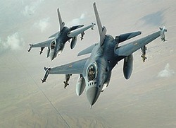 США передали Пакистану 3 истребителя F-16 [27.06.2010 15:49]