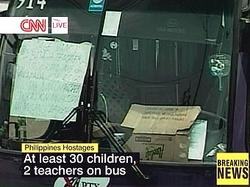 Автобус с филиппинскими детьми захватил их директор [28.03.2007 10:45]
