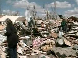 Через США пронеслись несколько десятков торнадо (фото) [30.03.2007 12:12]