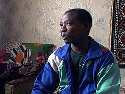 Пастух ` Максимка `, депортированный в Руанду, теперь работает на родине школьным учителем [30.03.2007 21:28]