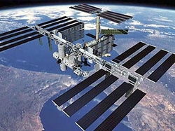 Выход в открытый космос отменен: чиновники NASA забыли прислать на МКС оборудование [31.05.2006 20:05]