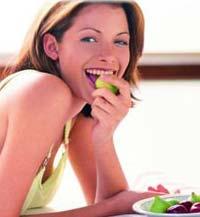 Медики: Углеводная диета женщины приводит к набору веса быстрее [04.11.2006 16:36]