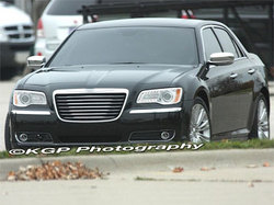 Фотошпионы рассекретили новый Chrysler 300C [05.11.2010 12:10]