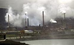 В Китае уволен директор организации, чей завод отравил реку Сунгари [05.12.2005 10:44]