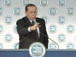 Берлускони не уйдет в отставку [08.11.2010 09:06]