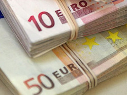 Курс евро на ММВБ превысил отметку в 41 рубль [08.08.2011 12:16]