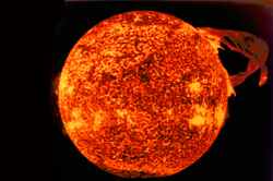Солнце угрожает Земле при смене времен года [08.04.2015 12:35]