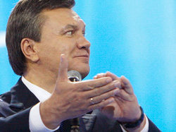 Янукович внес инициативу Москве прийти к общему мнению по газу без суда [11.08.2011 12:28]
