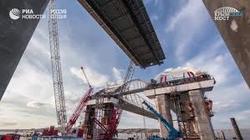 Таманскую часть моста в Крым соединили с фарватерной аркой [13.12.2017 17:04]