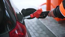 Глава ` Роснефти ` пояснил высокие цены на бензин политикой независимых АЗС [15.11.2018 05:04]