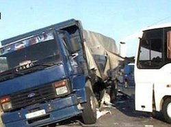 Автобус и грузовики столкнулись в Египте [18.10.2009 16:44]
