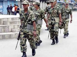 Политические силы Непала и боевики объединились в битве супротив короля Гьянендра [19.03.2006 14:01]