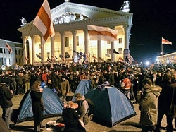 Выборы в Белоруссии признала только Россия - в Минске продолжается митинг оппозиции [21.03.2006 14:04]