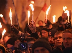 Митингующей белорусской оппозиции отключили свет [21.03.2006 23:47]