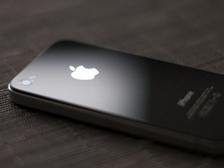 Эппл выпустит бюджетную версию iPhone 4 [23.08.2011 14:38]