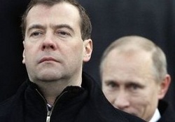 Путин оставит Медведева в виде партнера по тандему [29.08.2011 11:33]