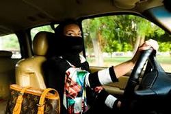 Саудовский шейх сказал, что яичники мешают женщинам водить машину [29.09.2013 20:54]